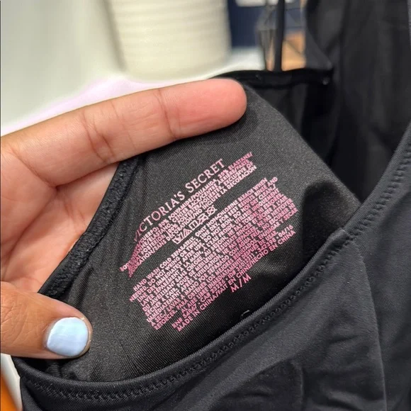 VICTORIA’S SECRET SZ M Black One-Piece Swimsuit - Picture 9 of 10